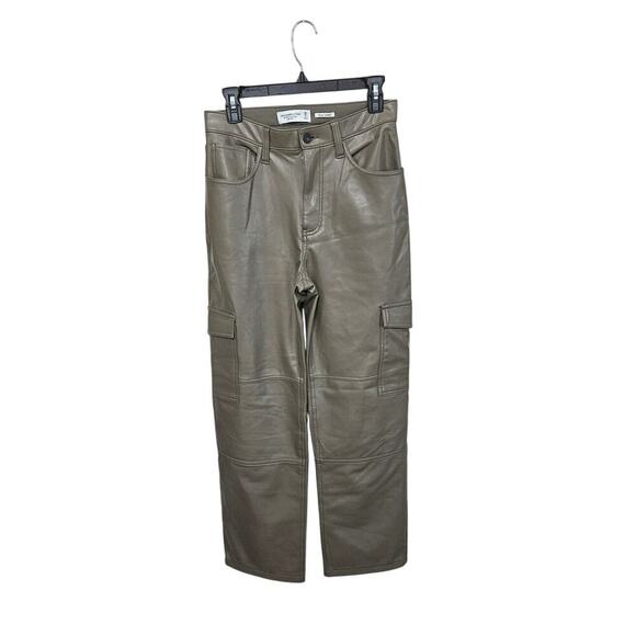 Abercrombie Faux Leather 90's Relaxed Jean High Rise Pants Size 28/6 Small Cargo - Picture 1 of 9